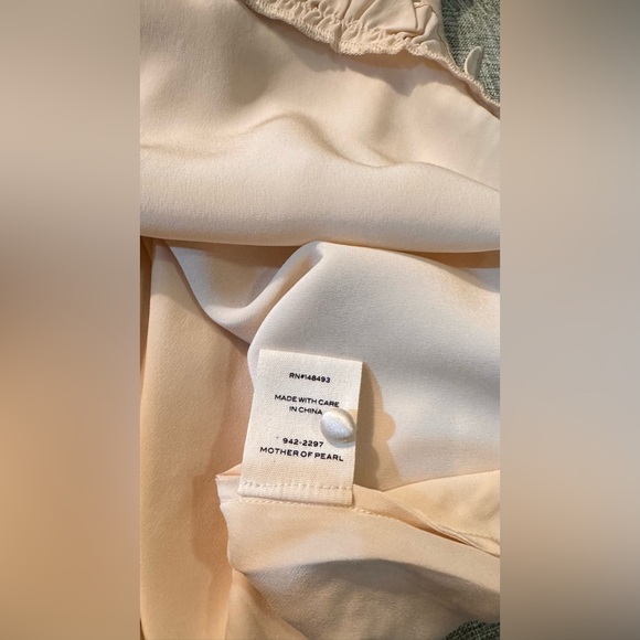 DOEN LORELEI SILK DRESS IN MOTHER OF PEARL, size XS, brand new, never worn. - Picture 15 of 16